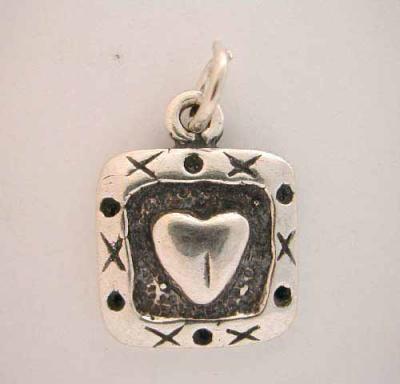 Silver * X & O FRAME HEART CHARM * Pretty