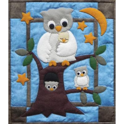 Rachels Of Greenfield Wall Quilt Kit 13''X15''-Owl Family