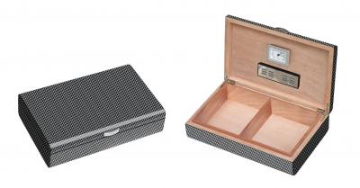 Visol Carbon Fiber Pattern Lacquered Medium Cigar Humdior - Holds 50 Cigars