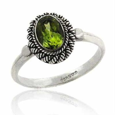Sterling Silver Peridot Oval Solitaire Twist Border RingSize 8