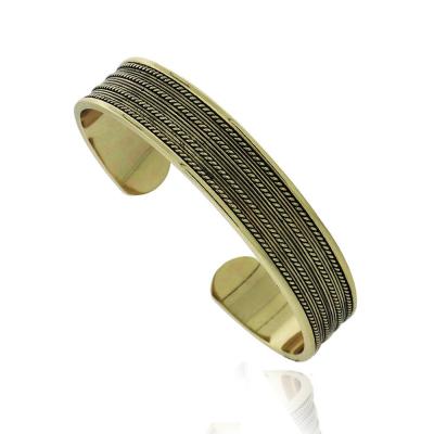 18K Gold Plated Black Accented Corrugated Bangle Bracelet