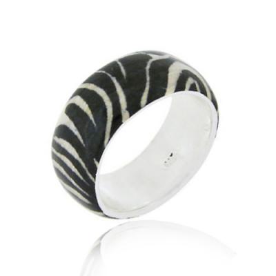 Sterling Silver Enamel Zebra Print Ring Size 9