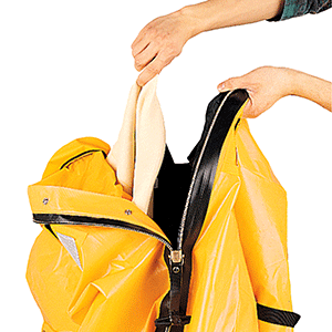 CLOSEOUT - Mustang Ice Commander® Replacement Liner f/IC9002 & IC9002 02 ONLY