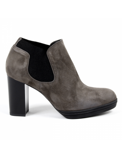 V 1969 Italia Womens Heeled Ankle Boot Taupe GRACY