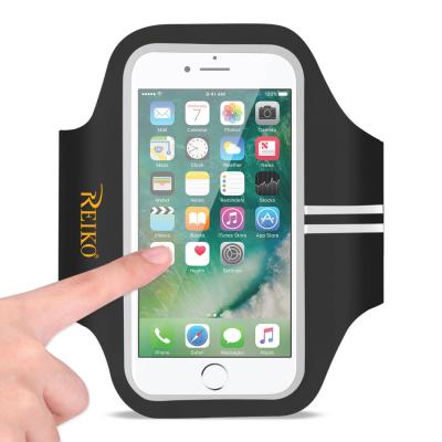 REIKO RUNNING SPORTS ARMBAND FOR IPHONE 7 PLUS/ 6S PLUS OR 5.5 INCHES DEVICE IN BLACK (5.5x5.5 INCHES)