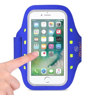 REIKO RUNNING SPORTS ARMBAND FOR IPHONE 7 PLUS/ 6S PLUS OR 5.5 INCHES DEVICE WITH LED IN BLUE (5.5x5.5 INCHES)